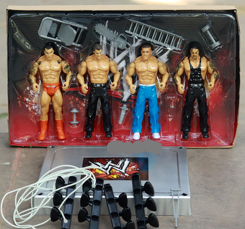 WWF Action Figures Set with Ring Toys